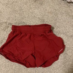 4 inch lulu lemon hotty hot shorts